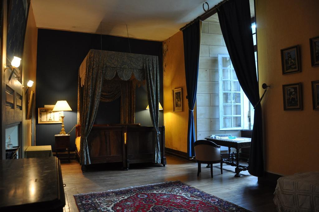Chateau De Lanquais住宿加早餐旅馆 外观 照片